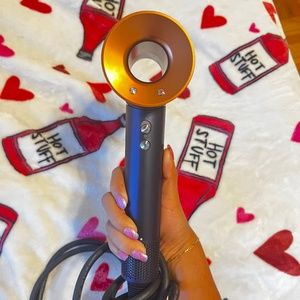 Dyson Supersonic Prussian Blue & Rich Copper - all attachments!